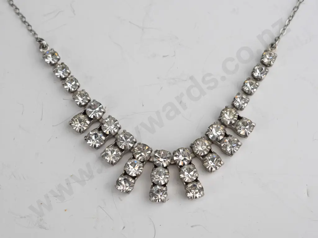 costume necklace Image 1++