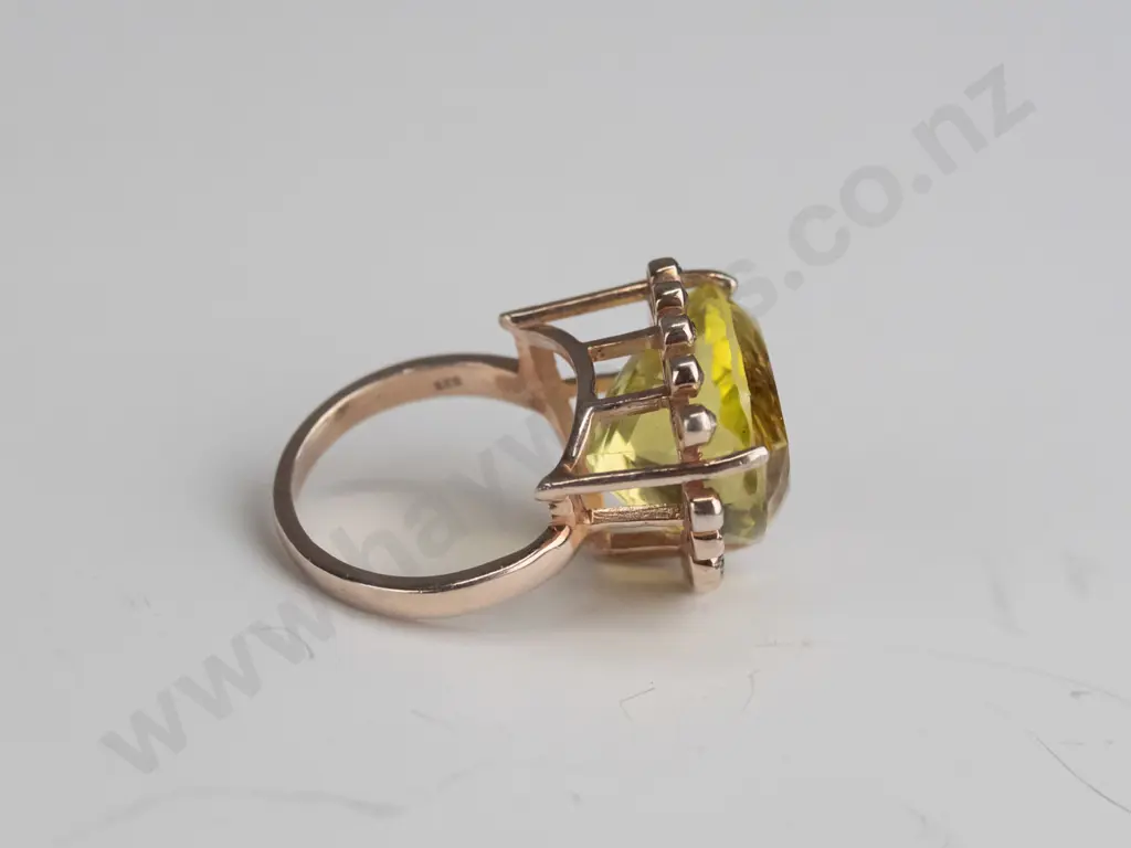 sterling plated ring  green quartz & 15 rose cut diamonds Image 1++