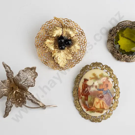 4 asstd costume brooches