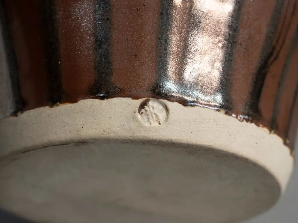 heavy studio pottery vase w/ flared rim black & brown trickle pattern unknown mark [see photo] H-300 D-240 Image 1++