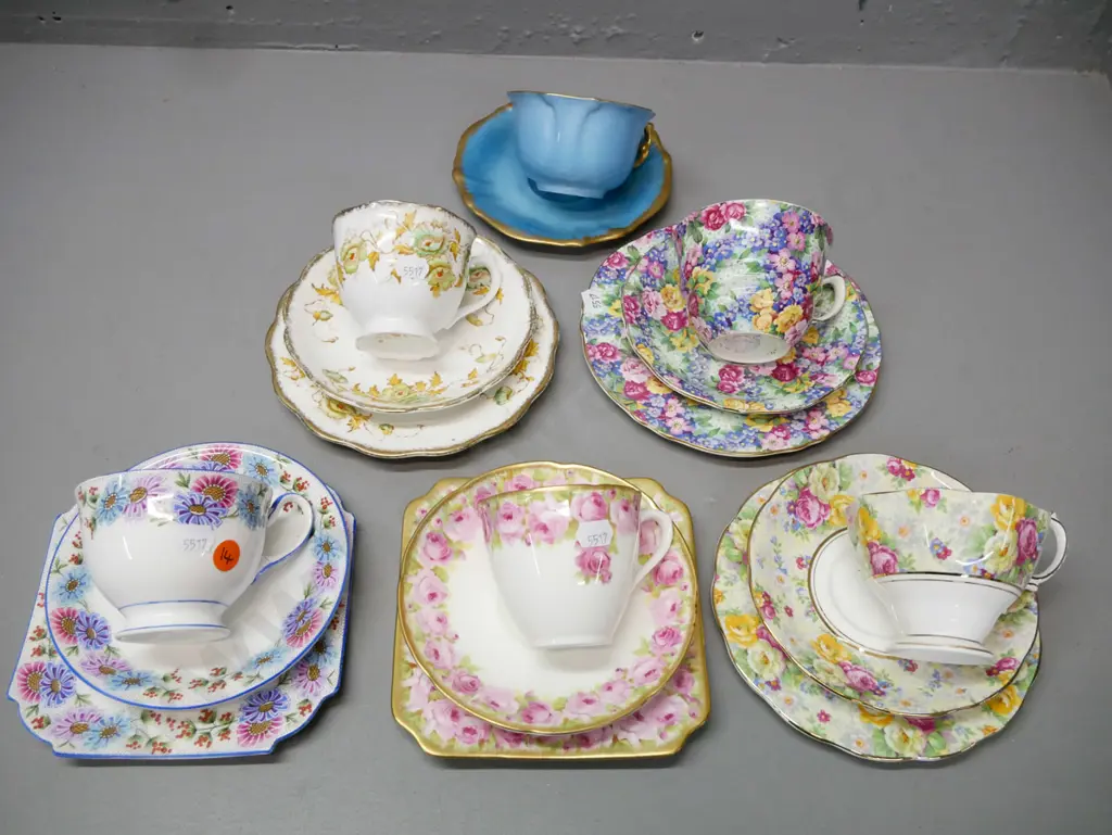 5x trios & 1x duo, assorted English fine china Image 1++