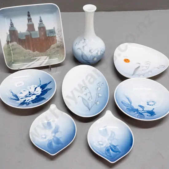 8 assorted small Bing & Grondahl floral items - floral plates, vase H-130, etc and a square Rosenborg Castle dish