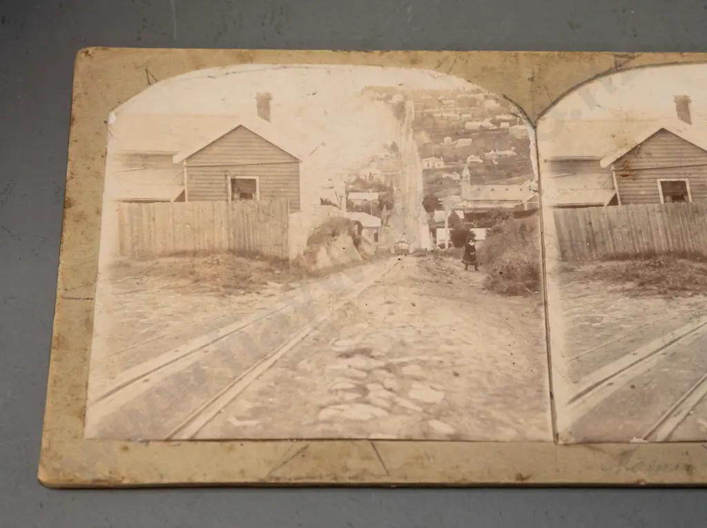 vintage Underwood & Underwood NY stereoscope with 3 Dunedin stereo view cards - Otago Boys, Mornington extension, and Image 1++