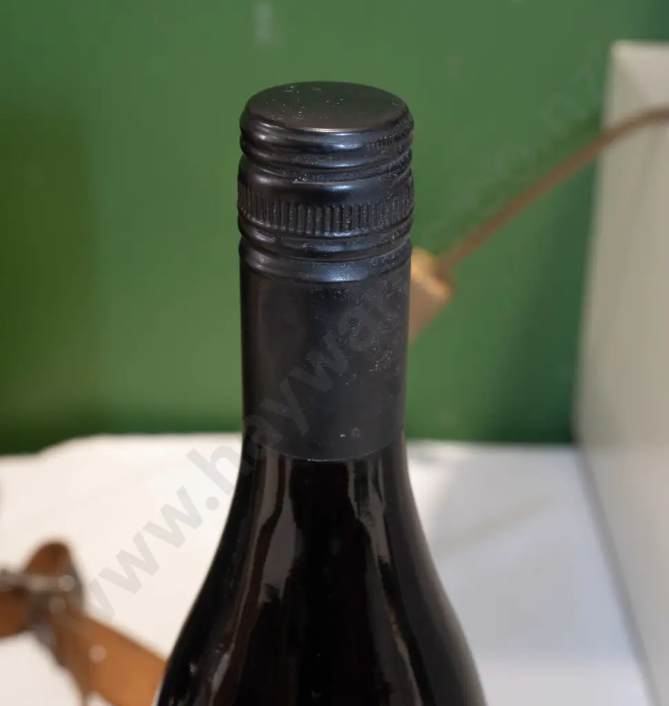 bottle of 2002, Akarua, Pinot Noir, Central Otago wine 750ml Image 1++