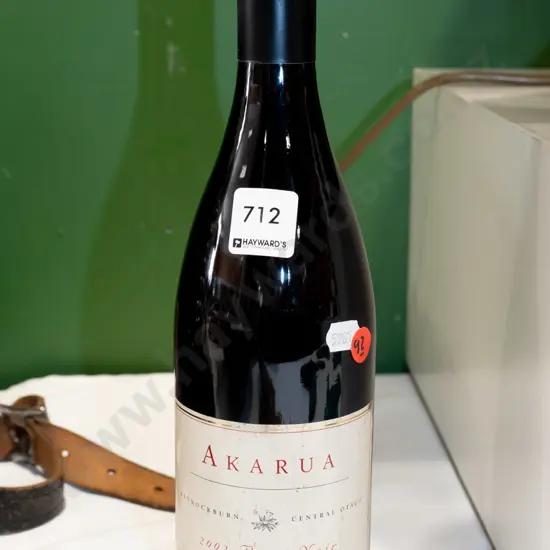 bottle of 2002, Akarua, Pinot Noir, Central Otago wine 750ml