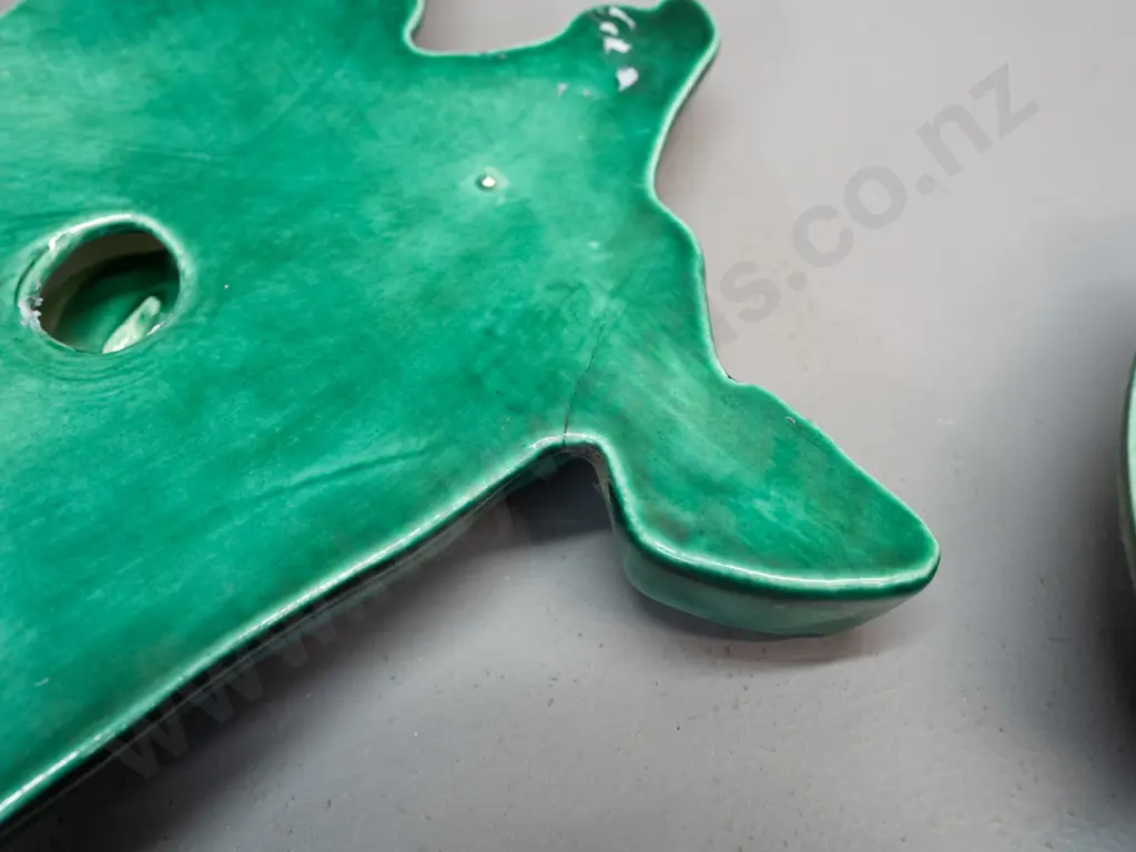 graduated set of 4 green-glazed flying ducks, no maker's marks, majolica style glaze - largest one has minor firing Image 1++