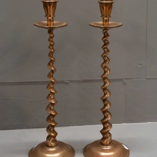 pair of vintage copper candlesticks with tapered twist stems on circular base H-310