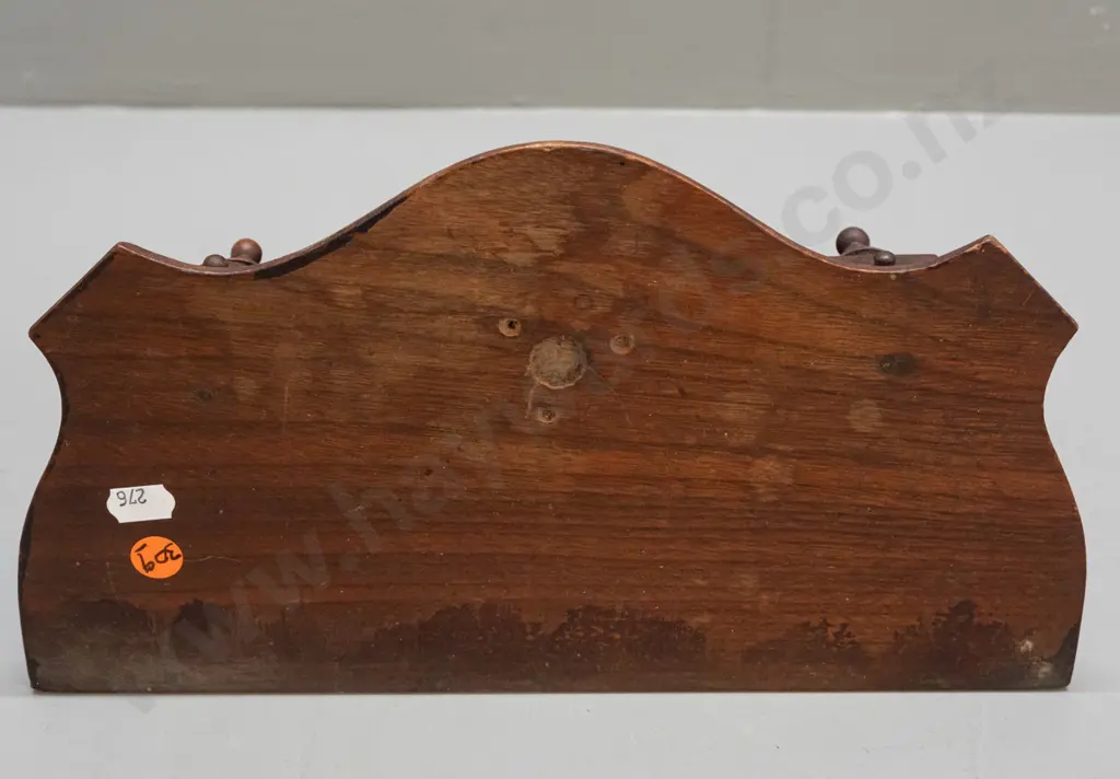 Victorian carved walnut and oak wall bracket with lion's head and flower, shaped top and brackets, drop finials - has Image 1++