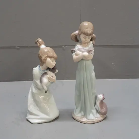 2 Lladro figurines - standing girls with cats H-200