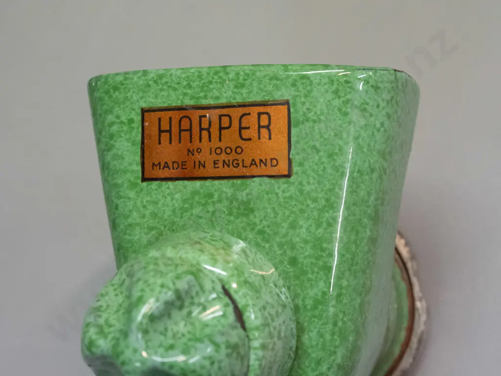 vintage heavy green speckled enamel Harper No. 1000 bench-mount grinder with timber handle, spare plate. H-250 W-150 Image 1++