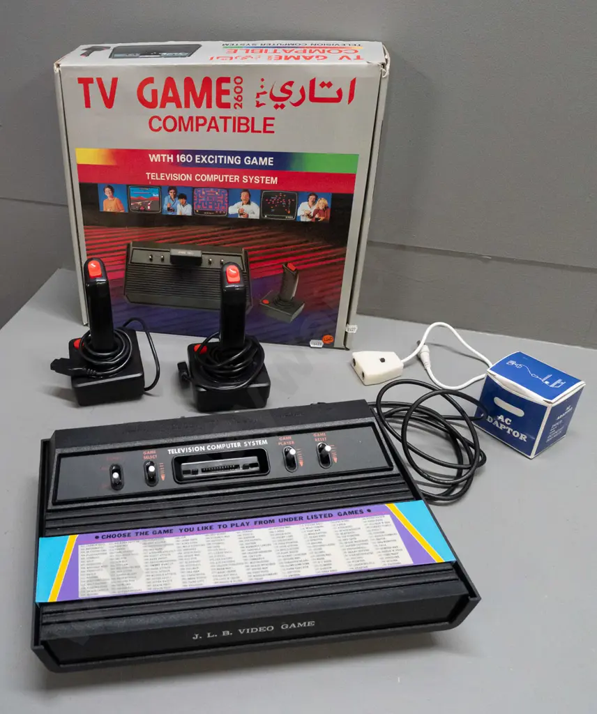 boxed videogame console - marked JLB Video Game, Model 2600 - with cord and 2 controllers - in original box, very good Image 1++
