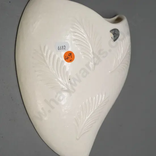 vintage Sylvac wall pocket vase - small chip to one raised leaf / feather H-200 W-170