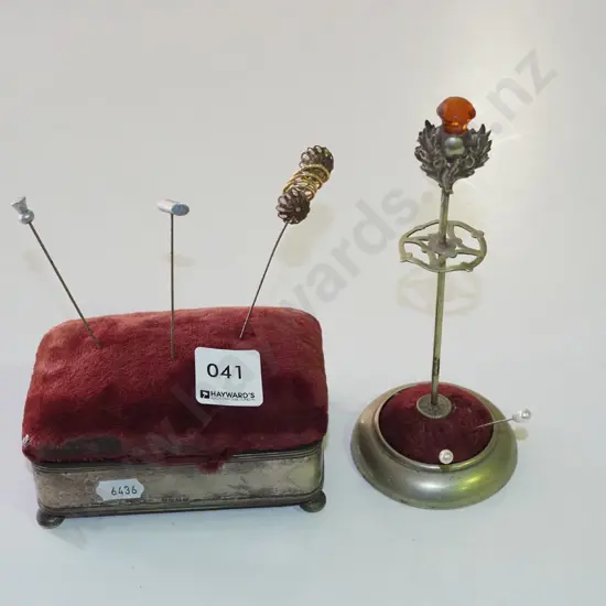1x vintage pin cushion, 1x vintage trinket box with pin cushion