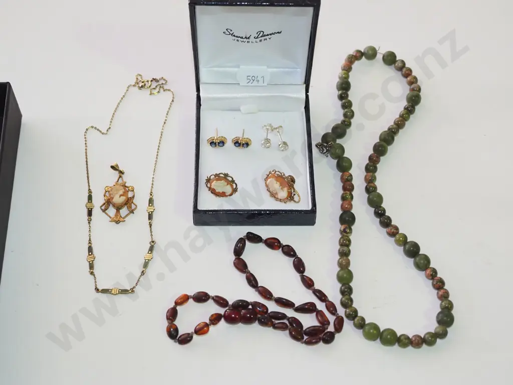 tray; earrings & necklaces Image 1++