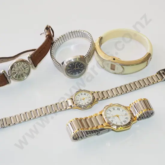 tray; wristwatches