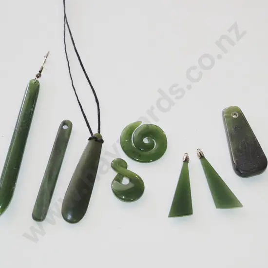 box; greenstone pendants & earring