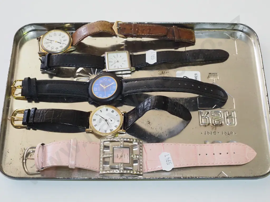 tray; wristwatches Image 1++