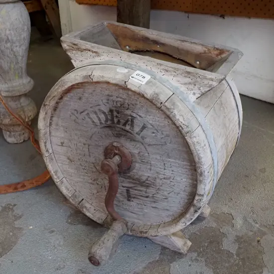 butter churn - has borer