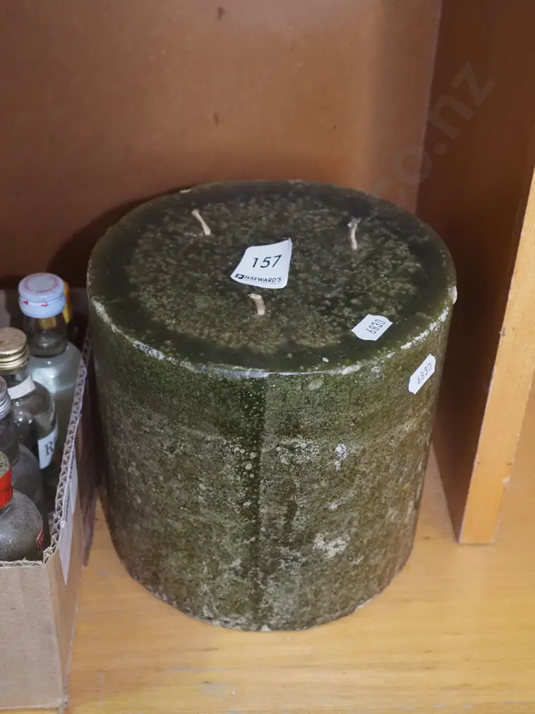 large 3 wick candle Image 1++