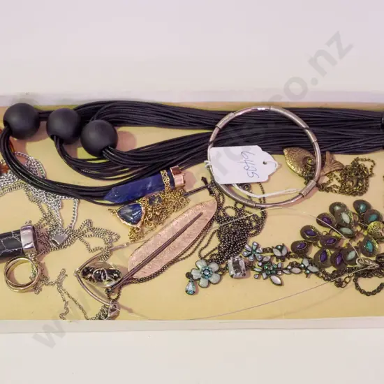 tray of costume jewellery