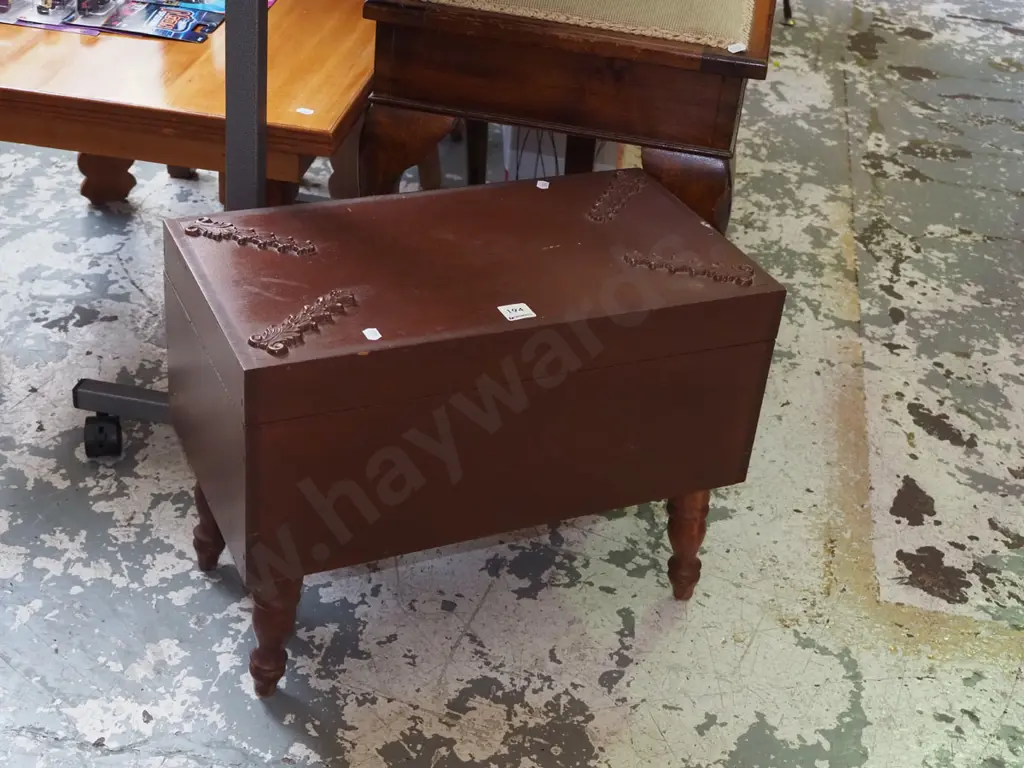 small wooden footed chest Image 1++