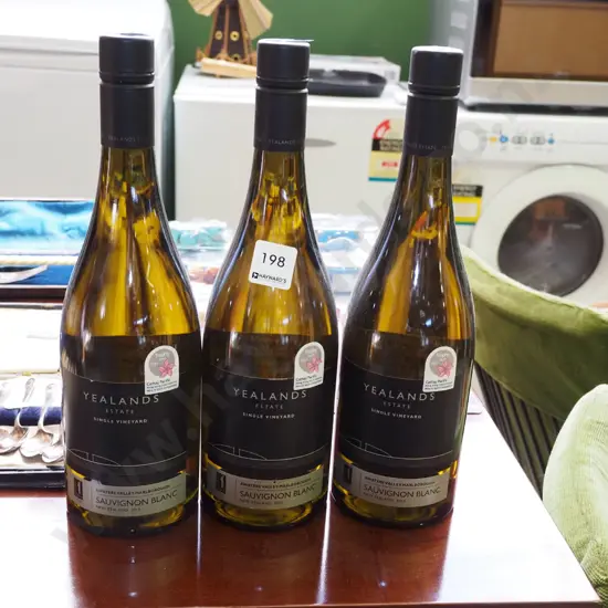 3x Yealands sauvignon blanc 2015