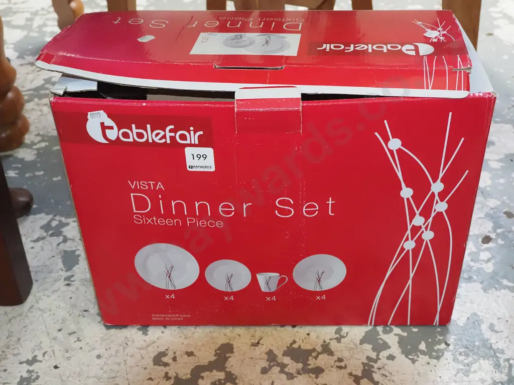 boxed 16 piece Table Fair dinner set Image 1++