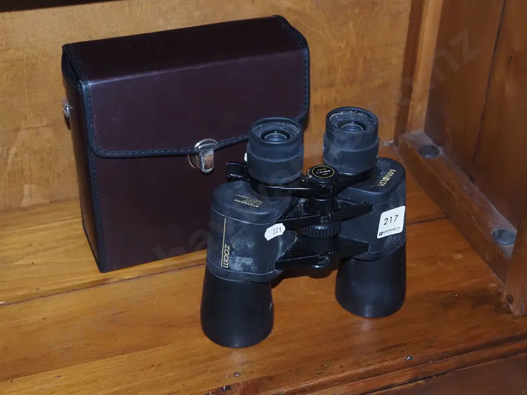 Minolta binoculars Image 1++