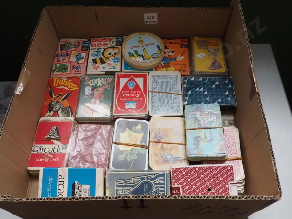 box of cards, card games Image 1++