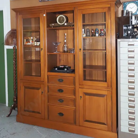solid rimu wall unit with 4 drawers, 2x solid doors, 2x glazed doors with dove tailed joints - good condition 
