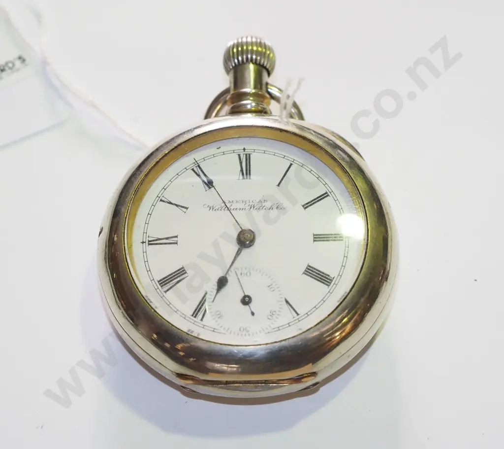 Waltham pocket watch, heavy case, going Image 1++