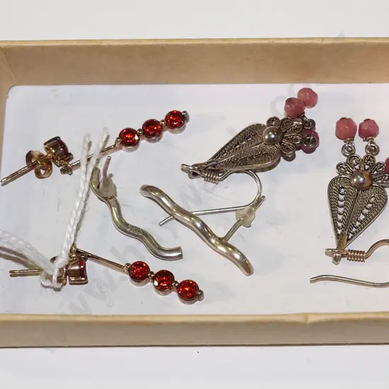 3x pairs of sterling silver earrings