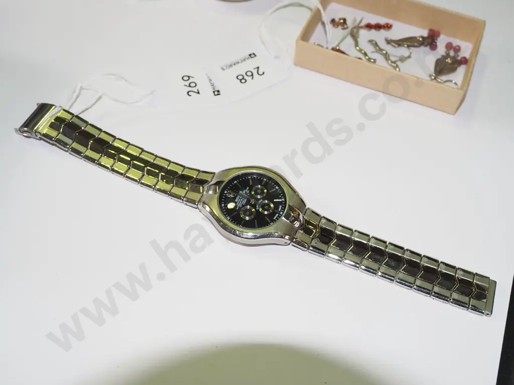 gents wristwatch Image 1++