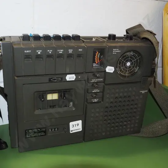 Crown radio cassette player - no power cord As Is No Returns