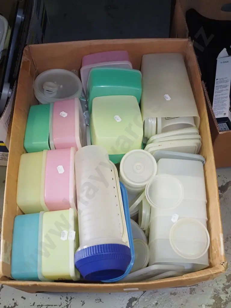 box of Tupperware Image 1++