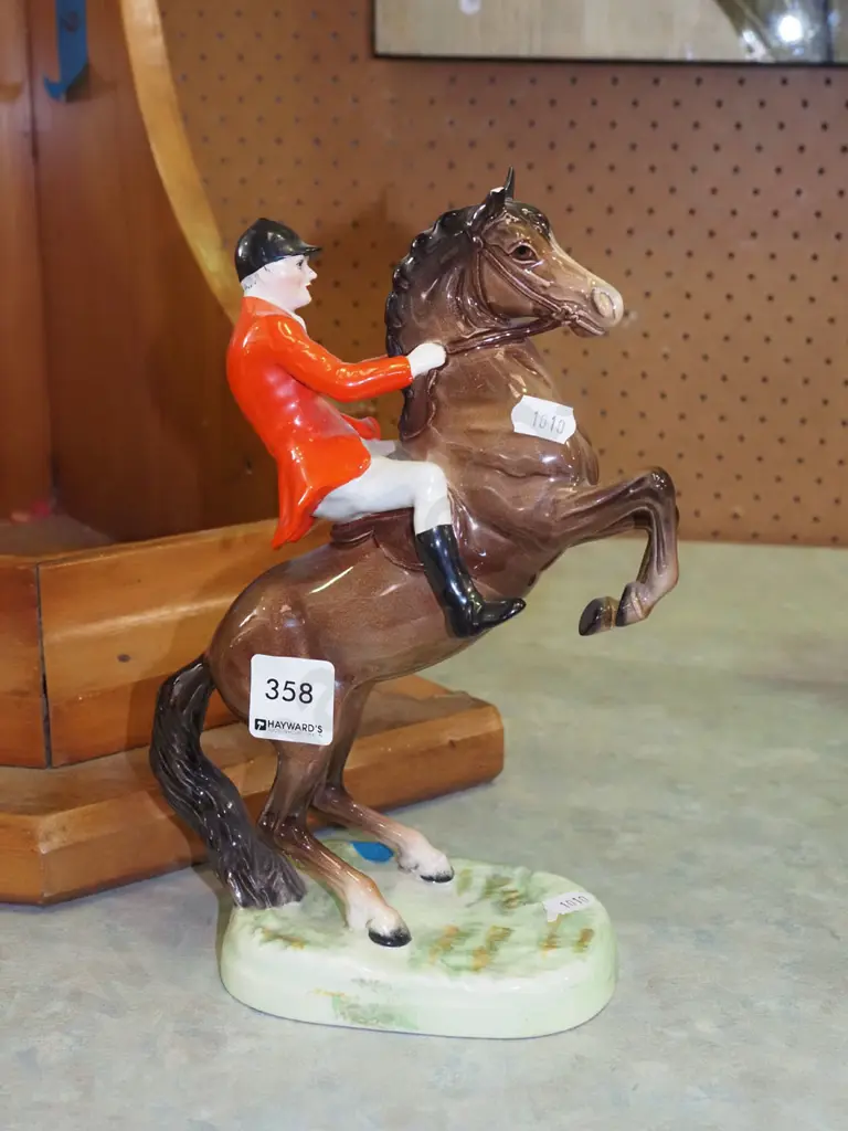Beswick horse rider - damage to 1 ear H245 Image 1++