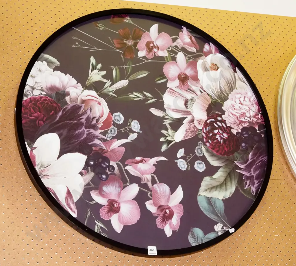 circular floral print on board Diam800 Image 1++