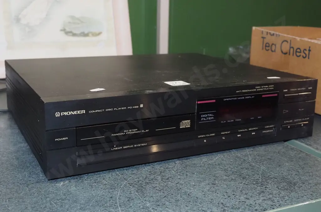 Pioneer CD player Image 1++
