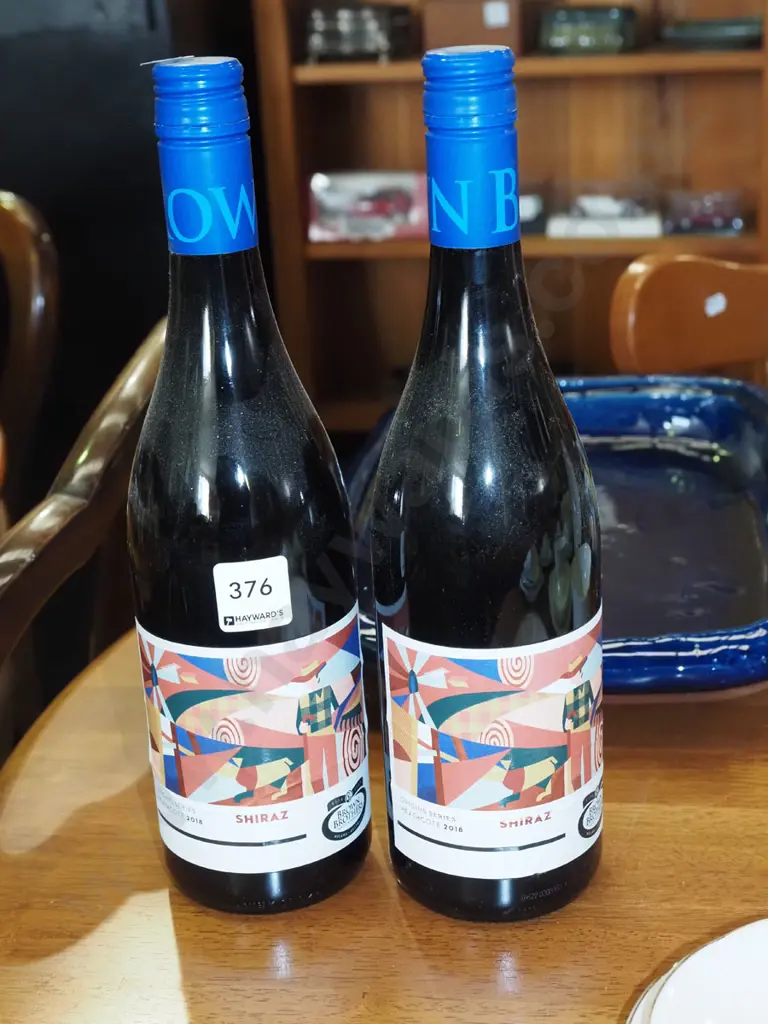 2x bottles Brown Brothers shiraz 2018 Image 1++