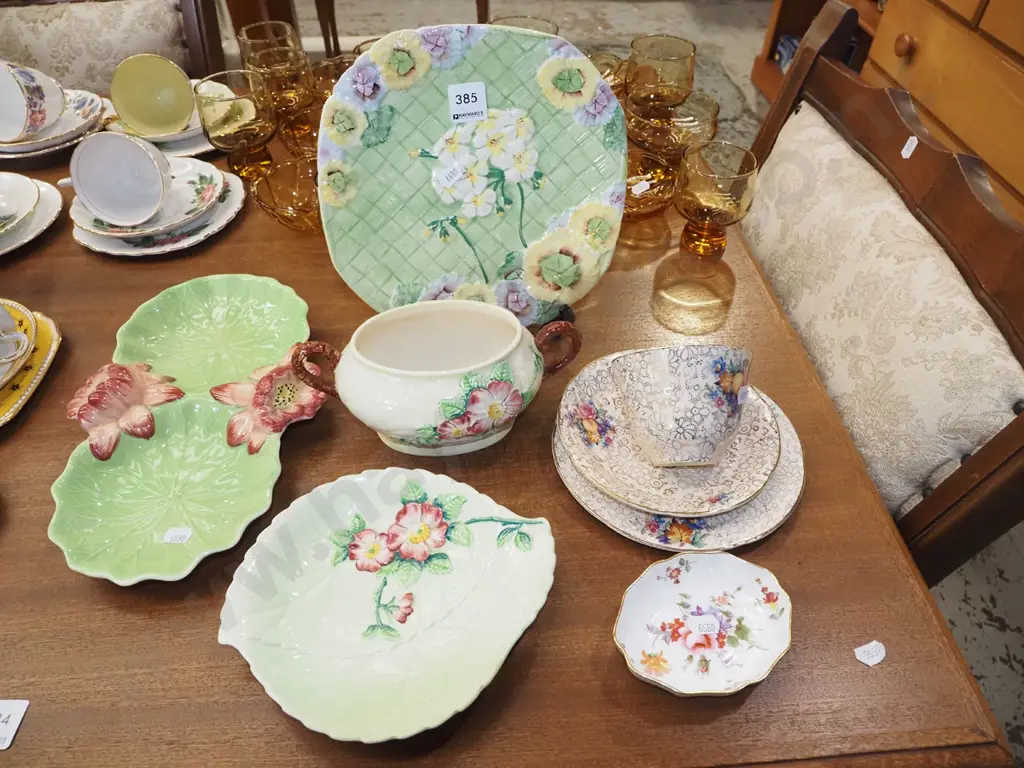 Carlton Ware dishes, double handled bowl, Royal Winton plate etc Image 1++
