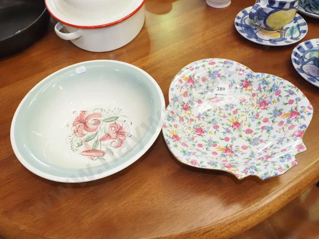 Susie Cooper bowl, floral Royal Winton footed bowl Image 1++