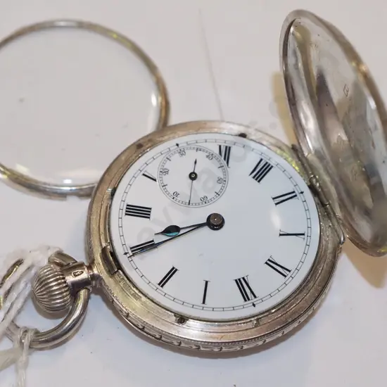 ladies sterling silver pocket watch (going)