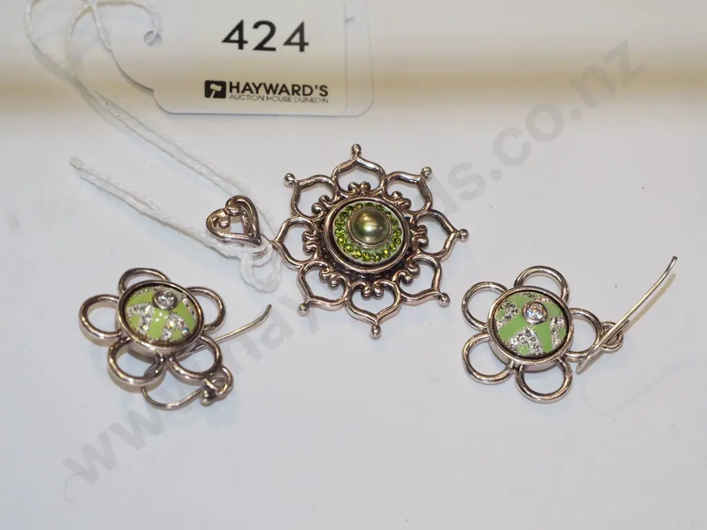 sterling silver pendant & earring set Image 1++