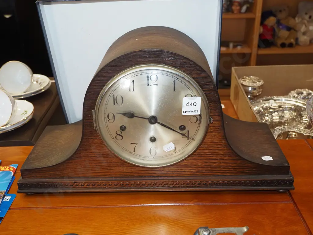 deco wood cased mantle clock  Image 1++