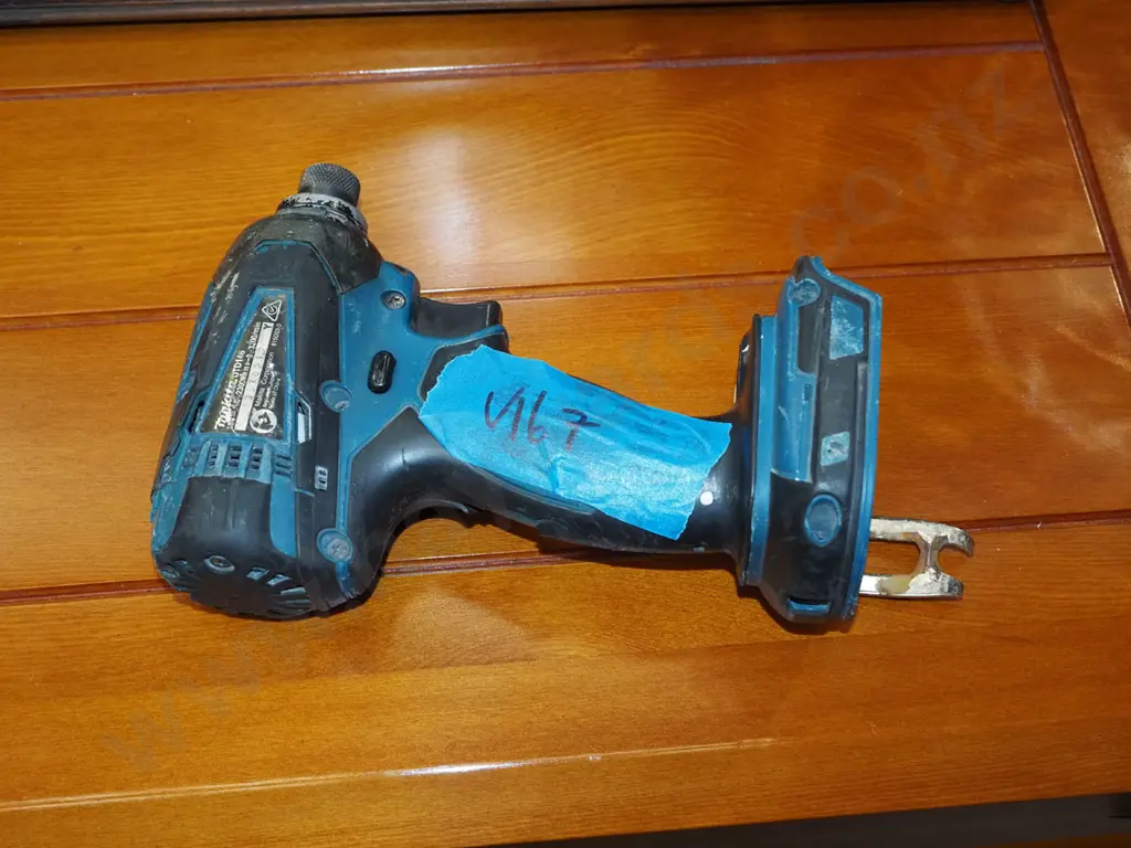 Makita impact driver - no batteries Image 1++