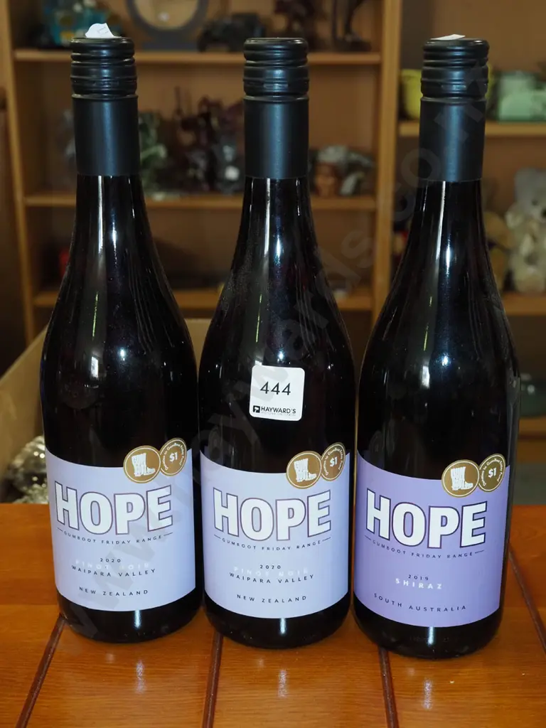 3x bottles of I Am Hope pinot noir 2020 Image 1++