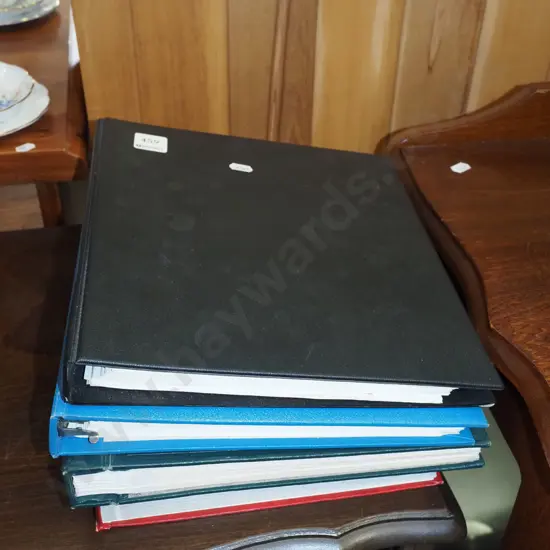 4x stamp albums