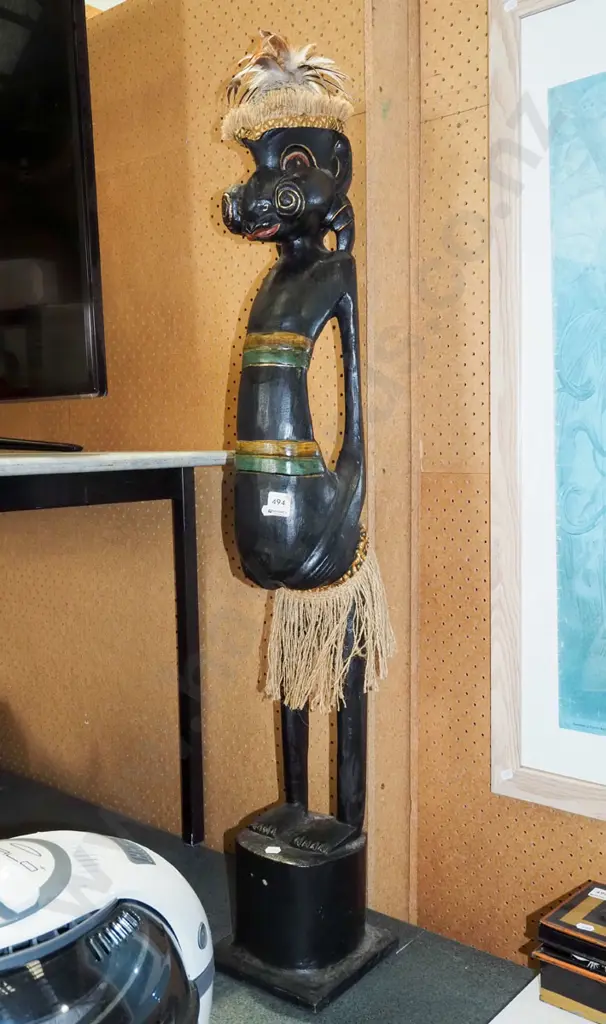 tall carved wooden ethnic figurine H1040 Image 1++