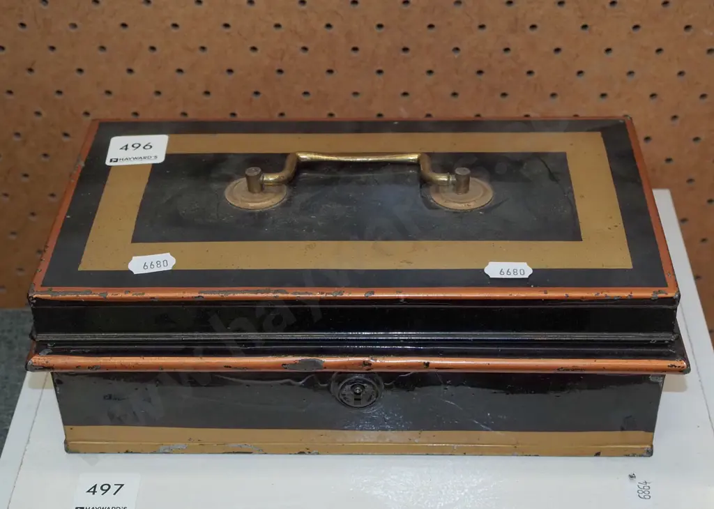 cash box Image 1++