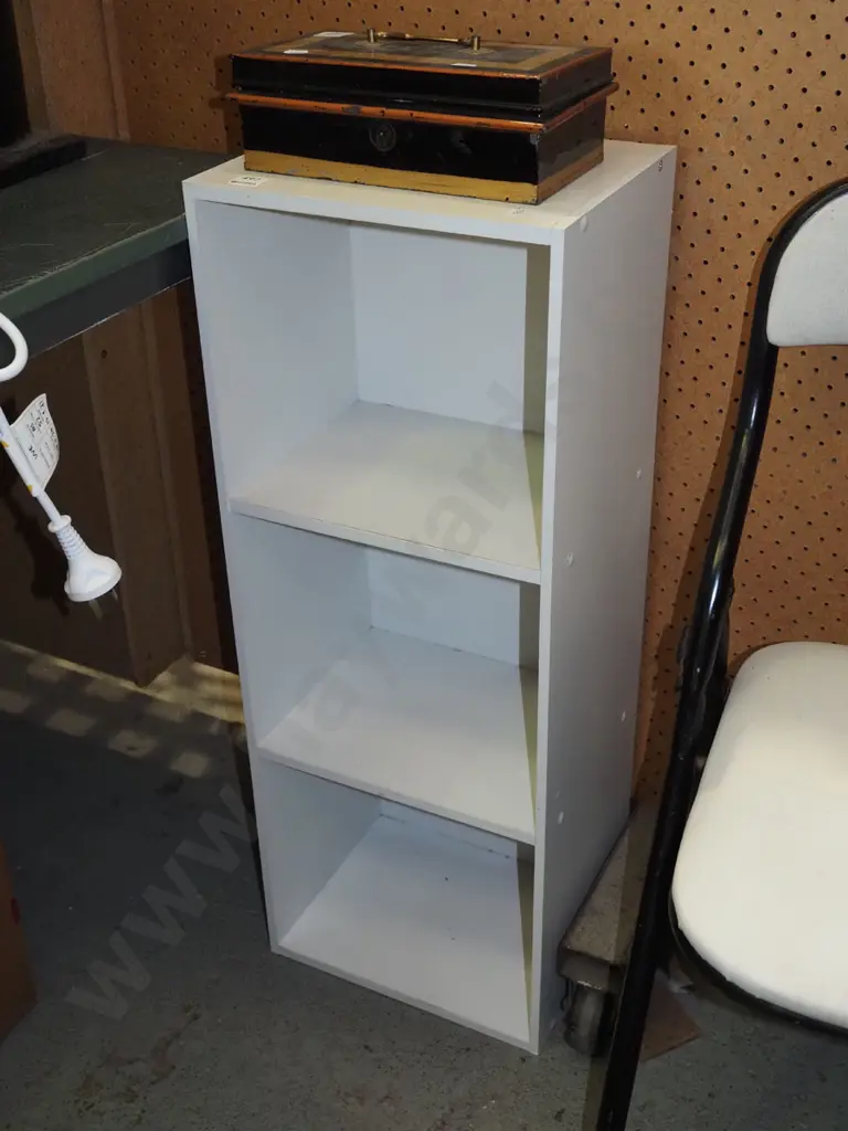 mdf melteca shelves H800 W300 D240 Image 1++
